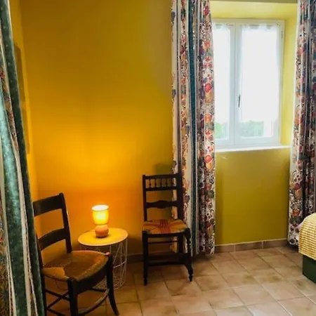 Casa Con Piscina E Giardino *